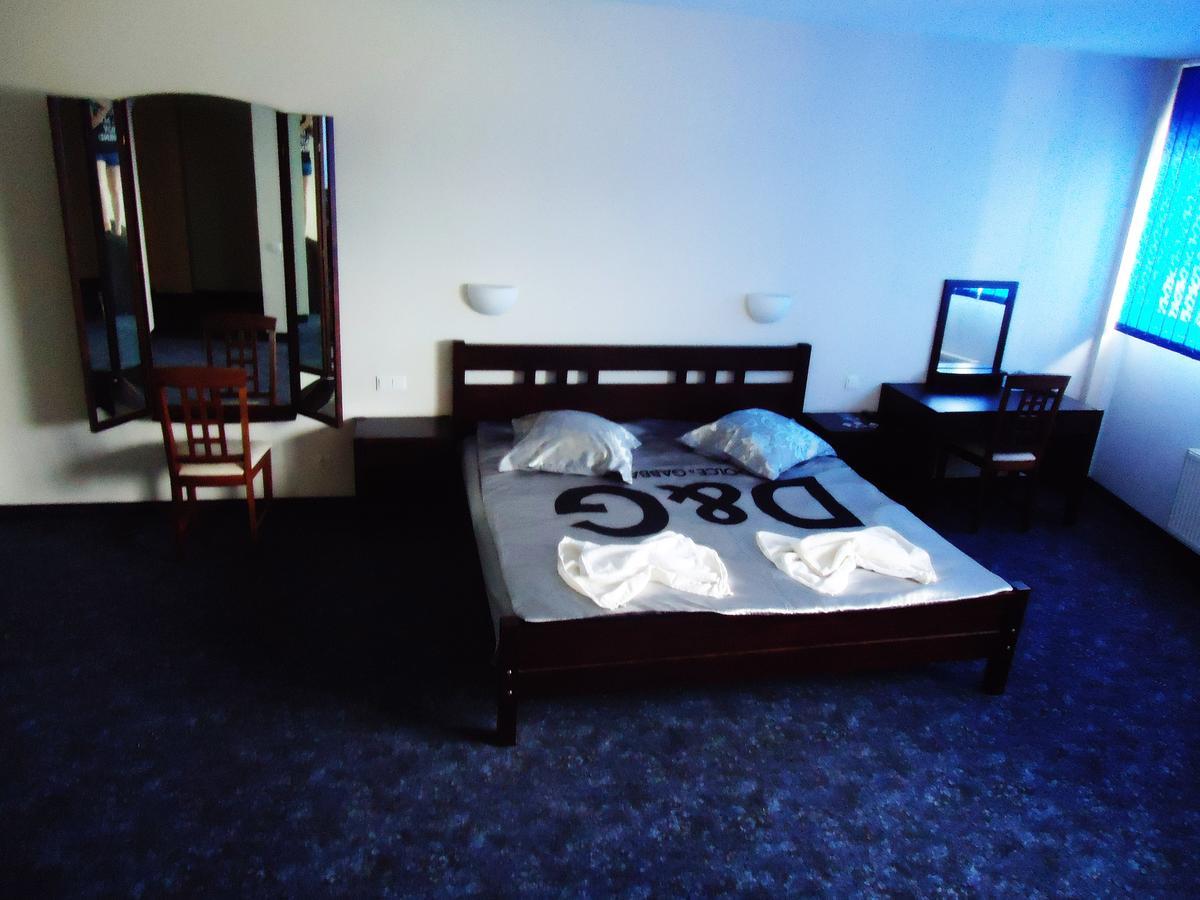 Tanagra Hotel Vilnius Eksteriør billede