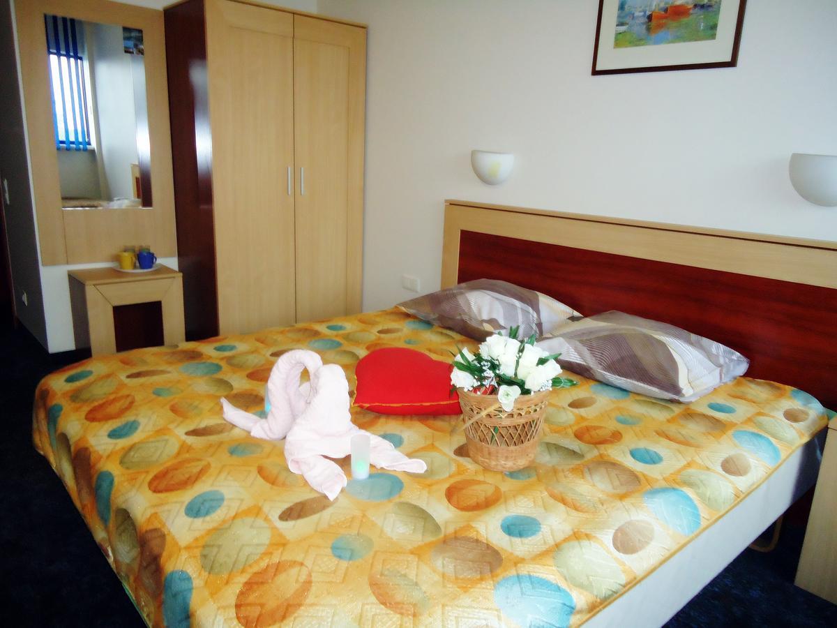 Tanagra Hotel Vilnius Eksteriør billede