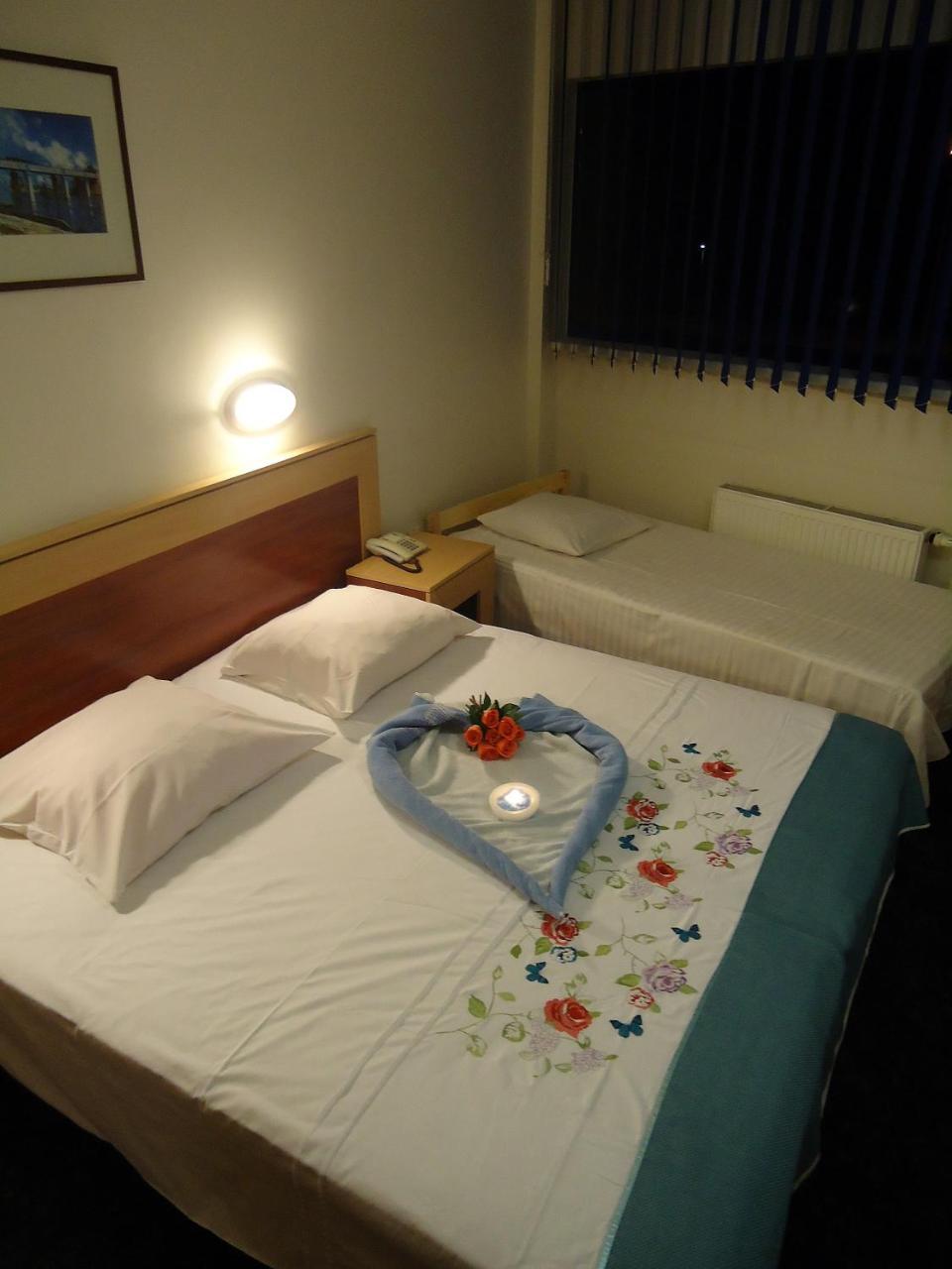 Tanagra Hotel Vilnius Eksteriør billede