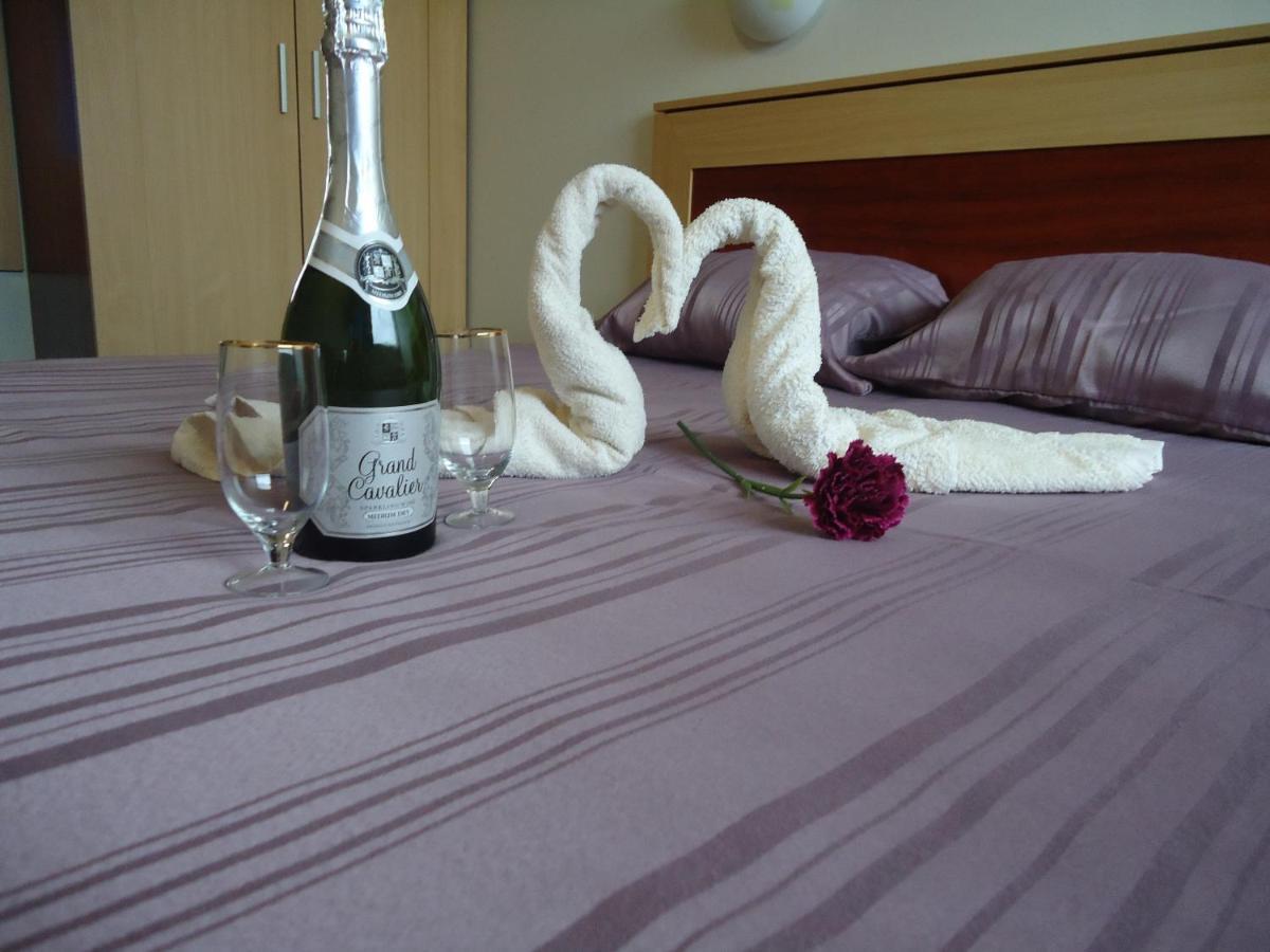 Tanagra Hotel Vilnius Eksteriør billede